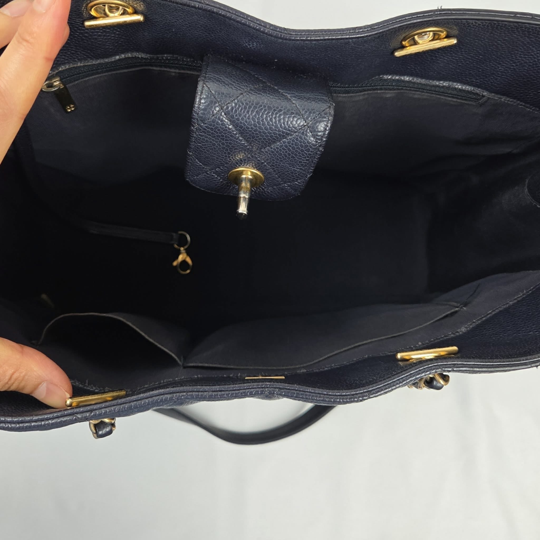 Chanel Caviar Quilted Classic