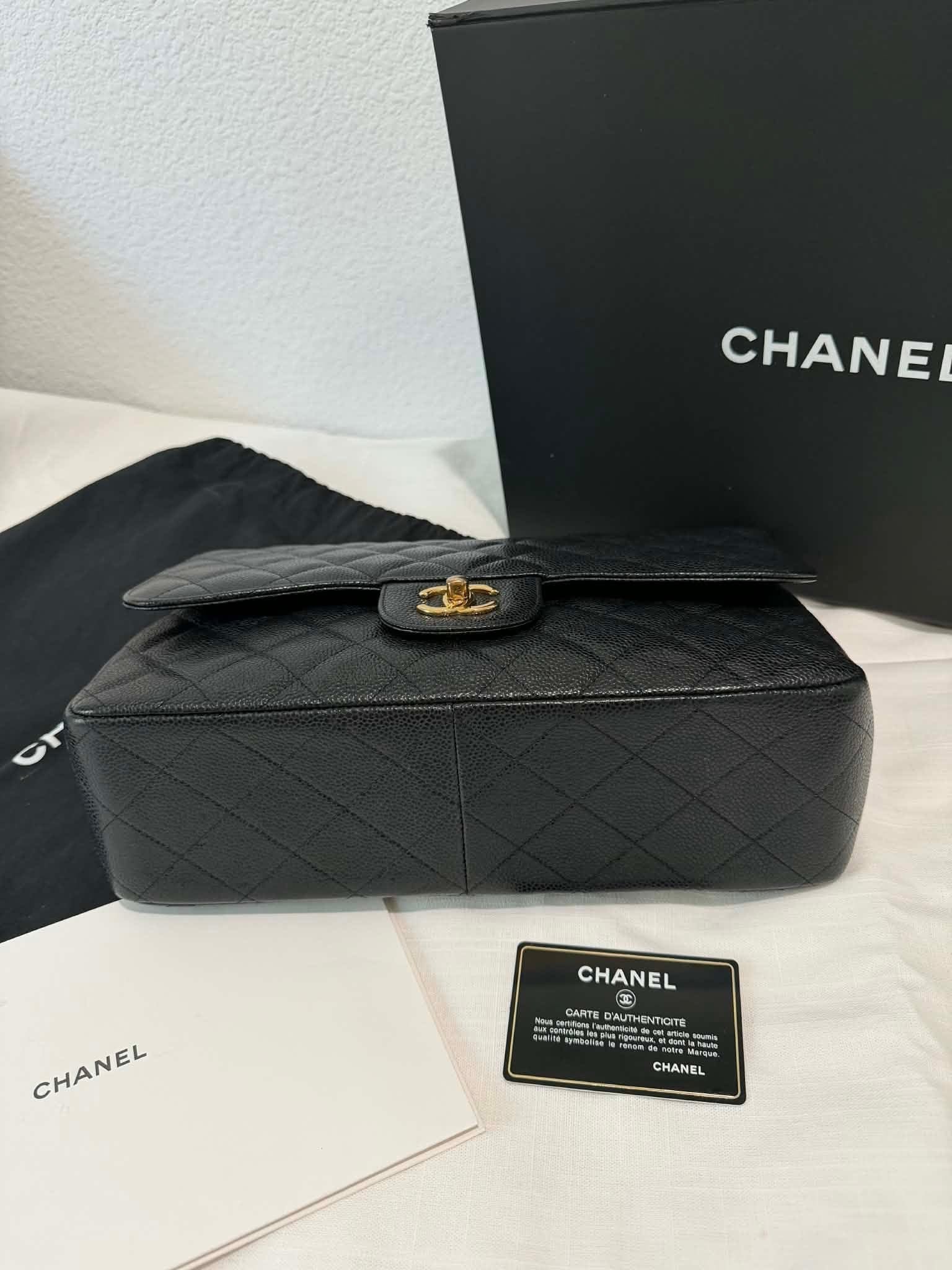 Chanel Classic Flap Jumbo