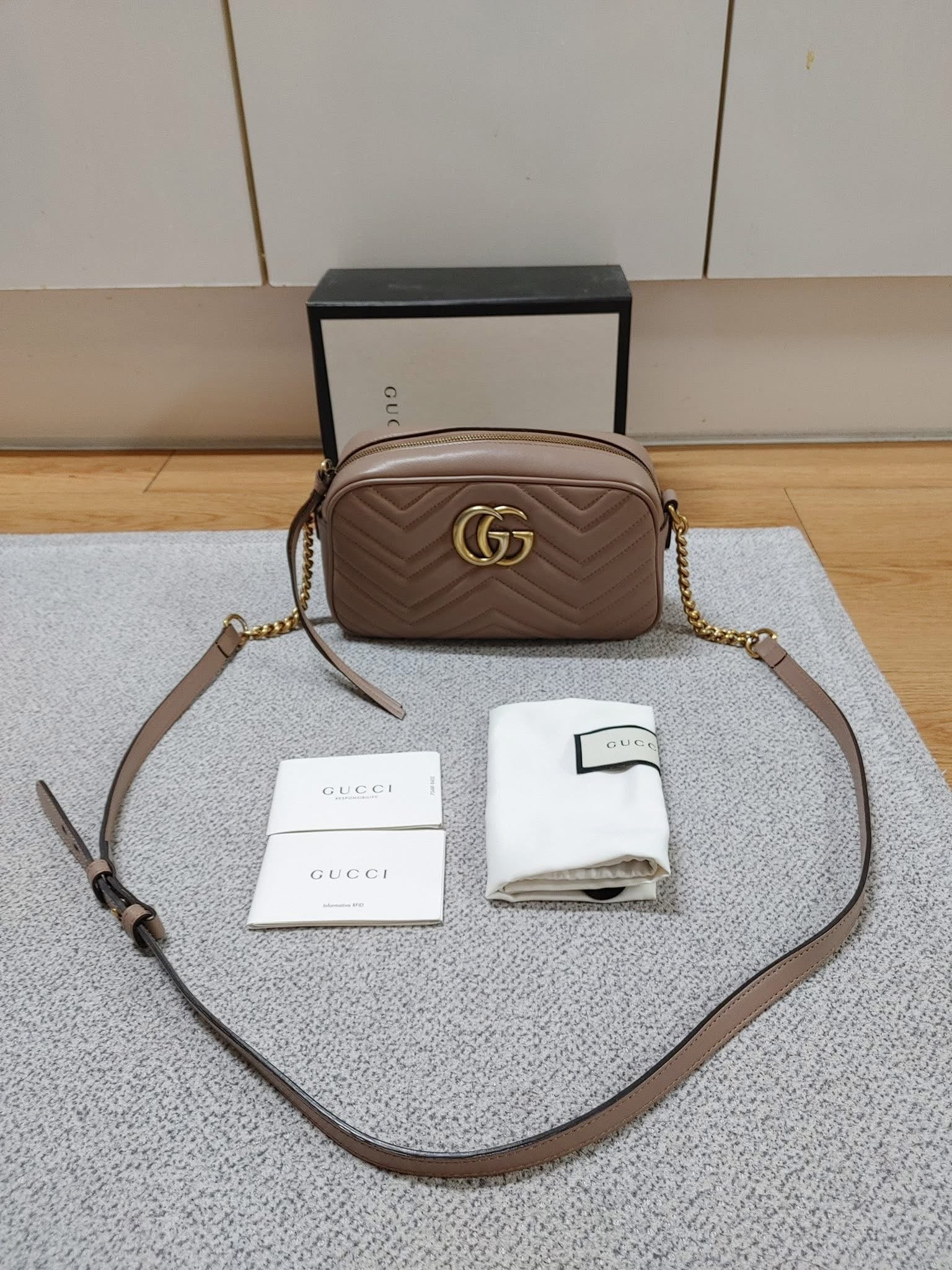 Gucci GG Marmont Matelassé Camera Bag – Dusty Nude / Taupe – Gold Hardware