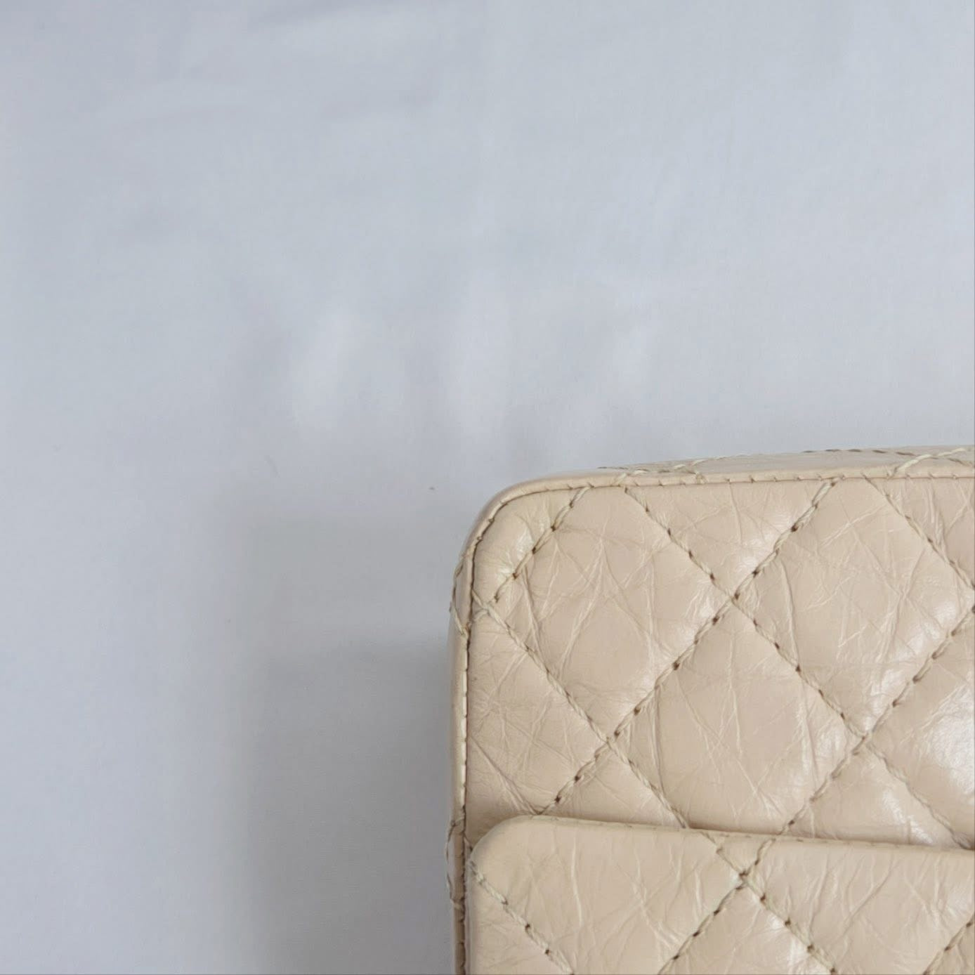 Chanel 2.55 Reissue Beige Gold Calfskin – Classic Timeless Flap