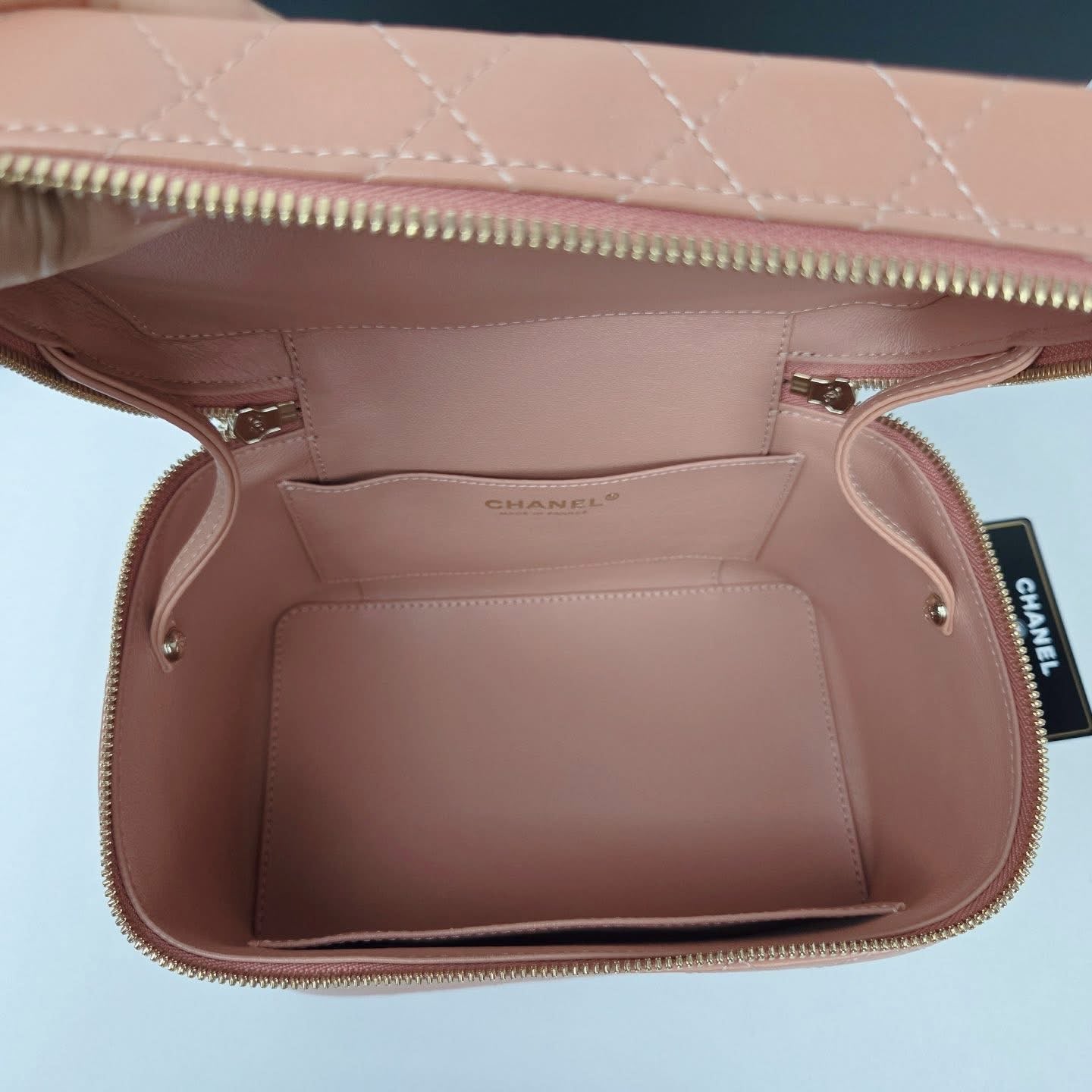 Chanel Chanel Cosmetic Vanity Medium Handle & Crossbody Beige Gold