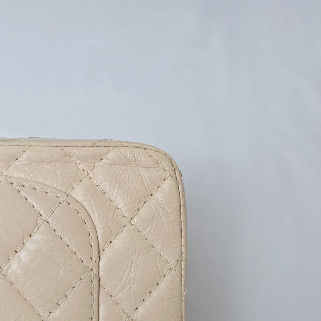 Chanel 2.55 Reissue Beige Gold Calfskin – Classic Timeless Flap