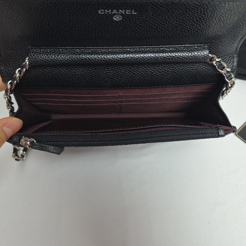 Chanel Wallet on Chain