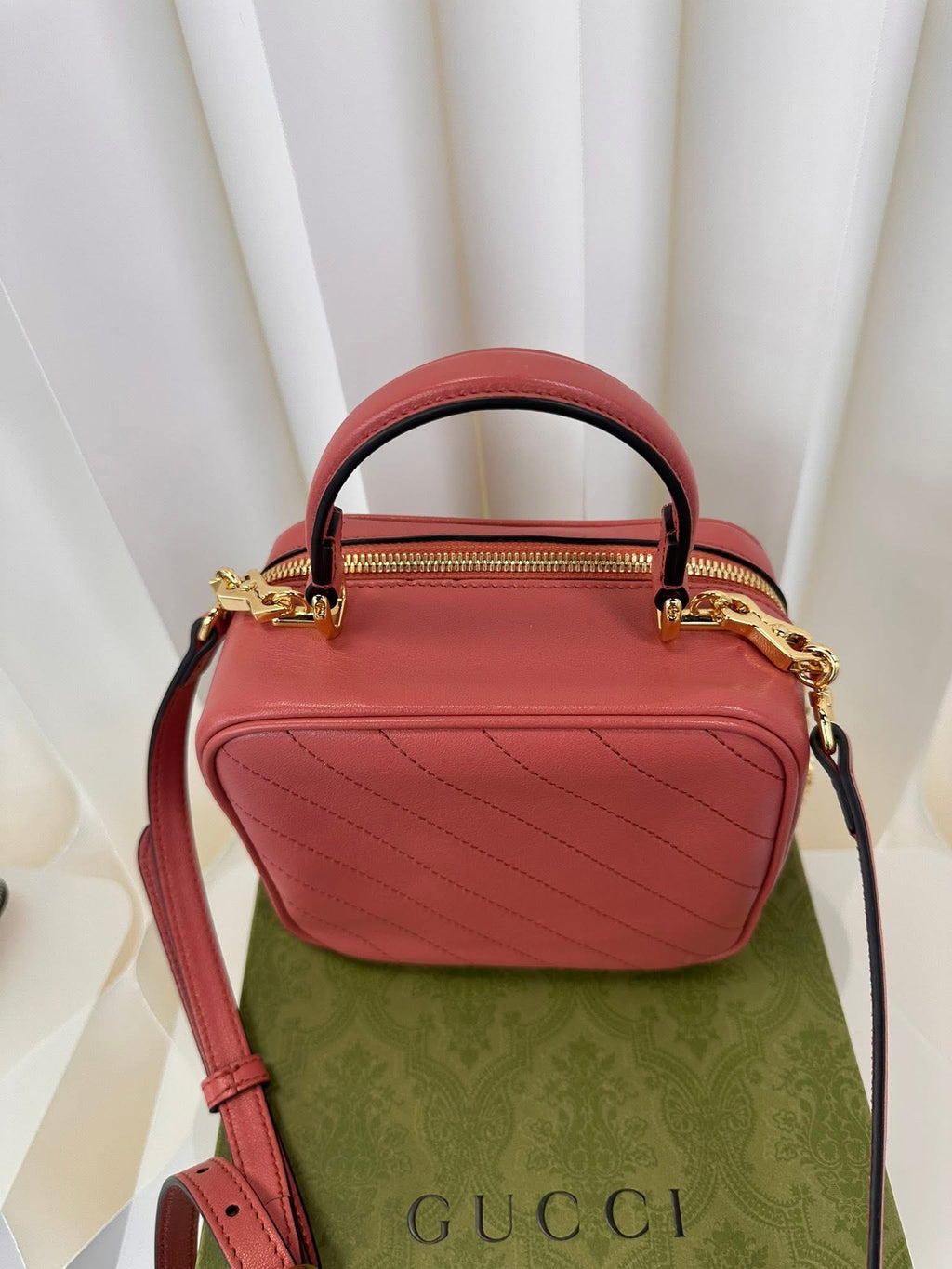 Gucci Soho Mini Top Handle Pink
