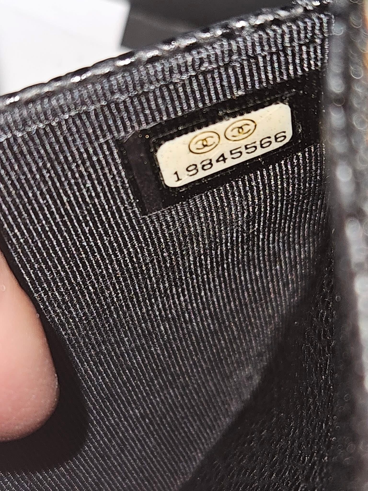 Chanel Wallet on Chain (WOC)