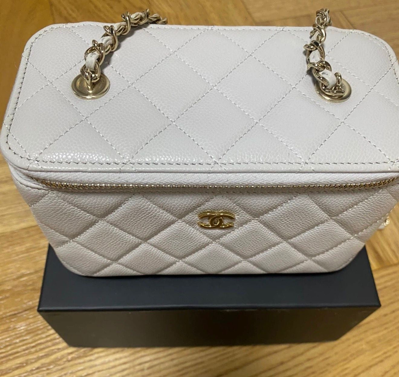 Chanel Vanity Bag Caviar GHW