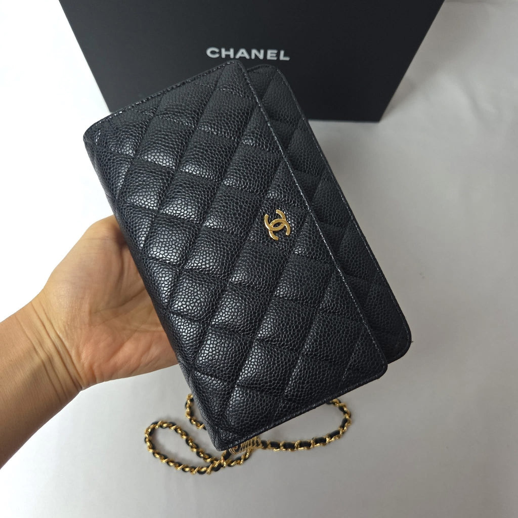 Chanel Wallet on Chain (WOC)