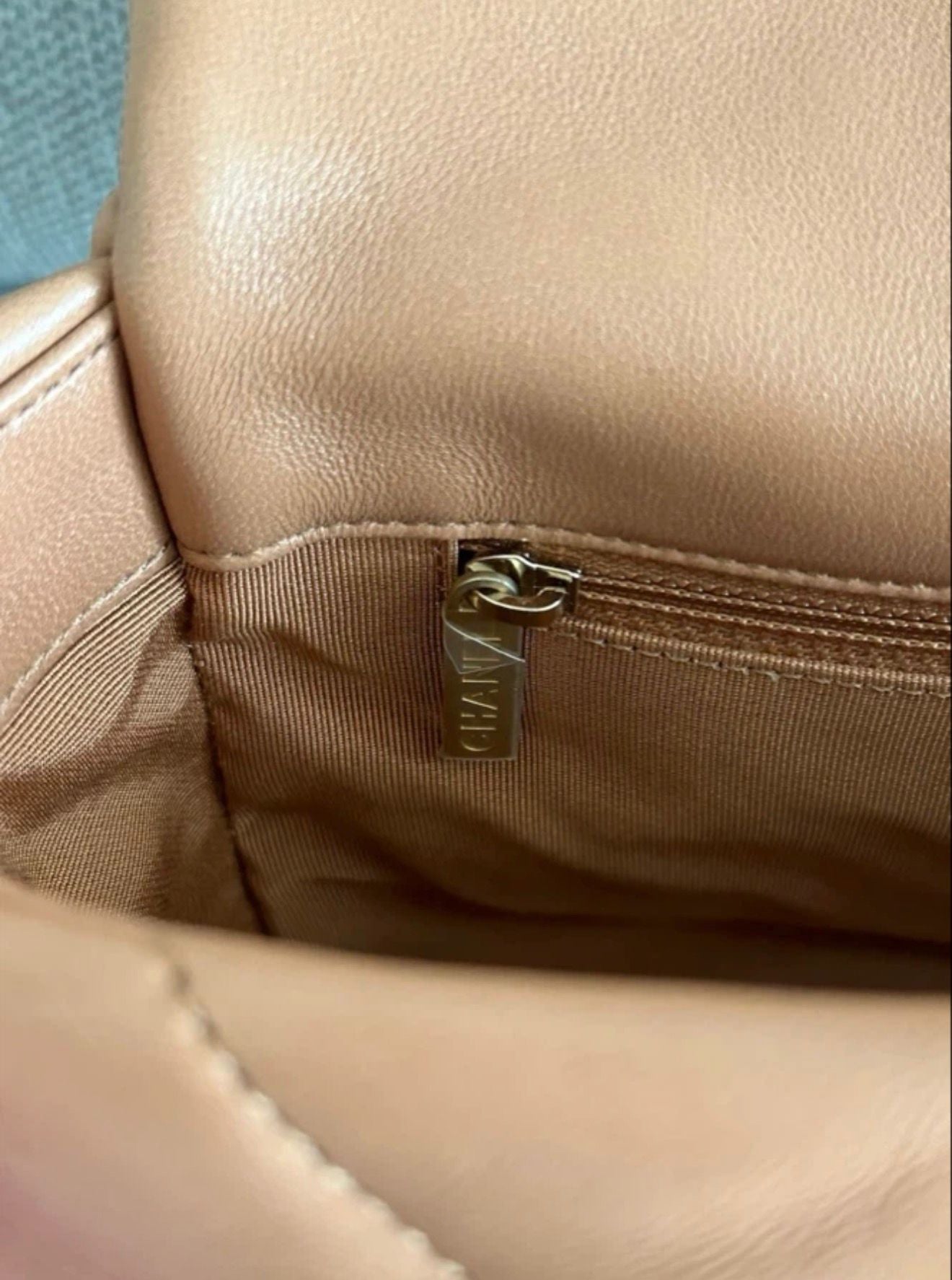 Chanel Chanel 19 Small Flap Bag – Caramel