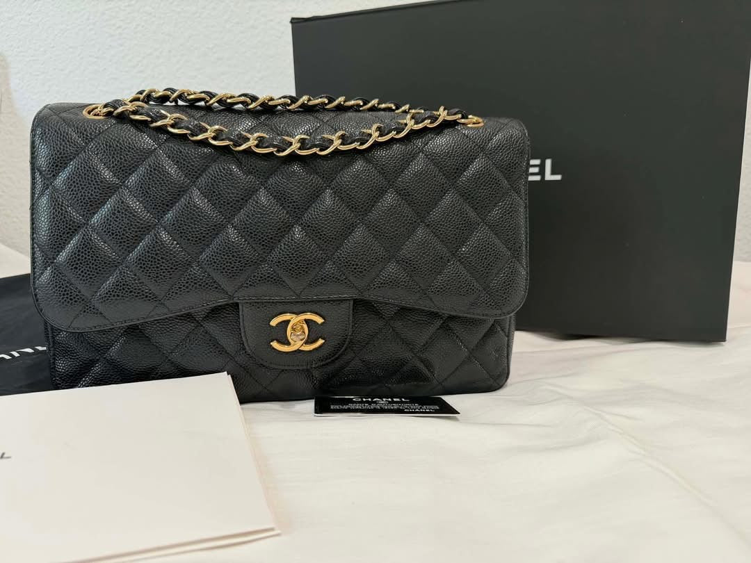Chanel Classic Flap Jumbo