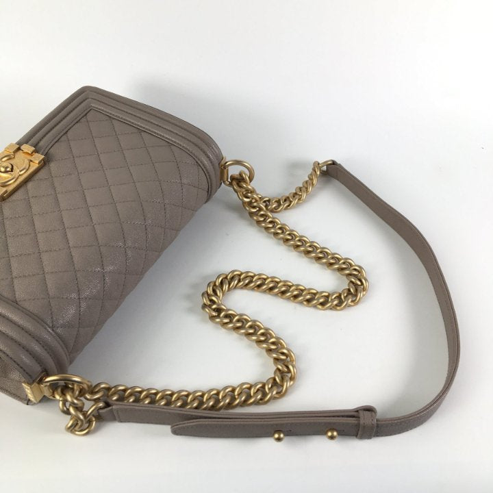 Chanel Boy Medium Caviar (Taupe)