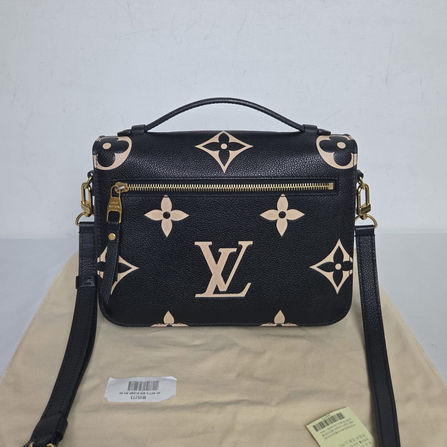 Louis Vuitton Pochette Métis Monogram Giant Empreinte Black Beige