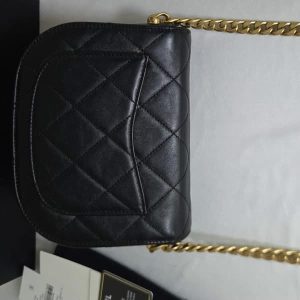 Chanel Calfskin Crossbody Black GHW