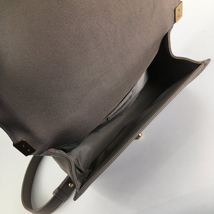 Chanel Boy Medium Caviar (Taupe)