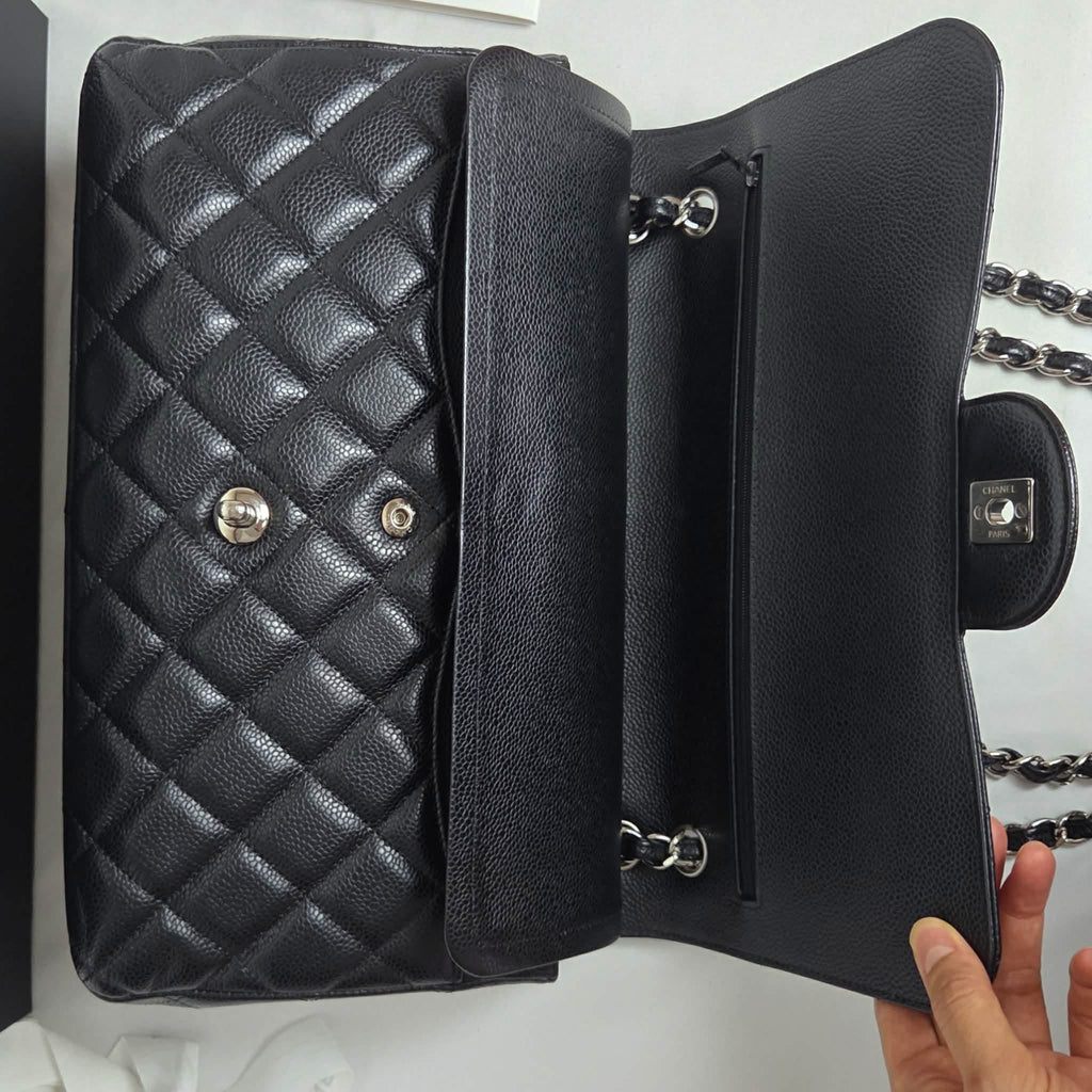 Chanel Classic Jumbo Caviar – Silver Hardware