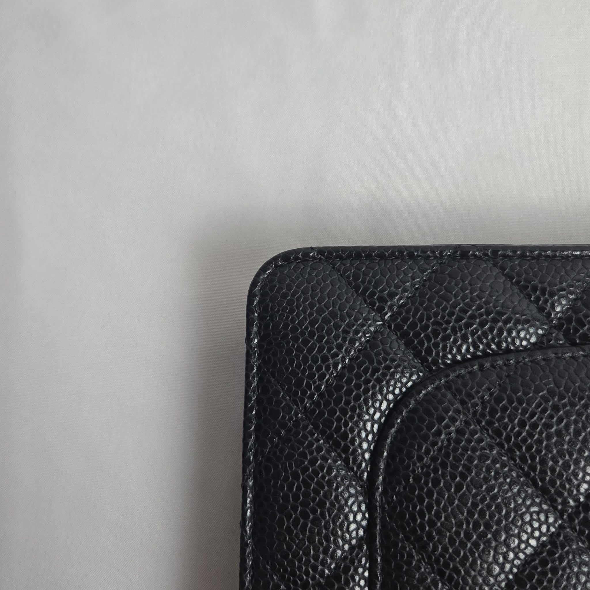 Chanel Wallet on Chain (WOC)