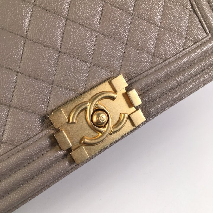 Chanel Boy Medium Caviar (Taupe)