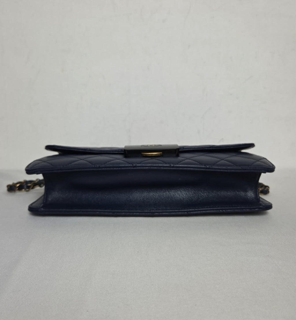 Chanel Calfskin Flap Chain Shoulder Bag Navy Gold