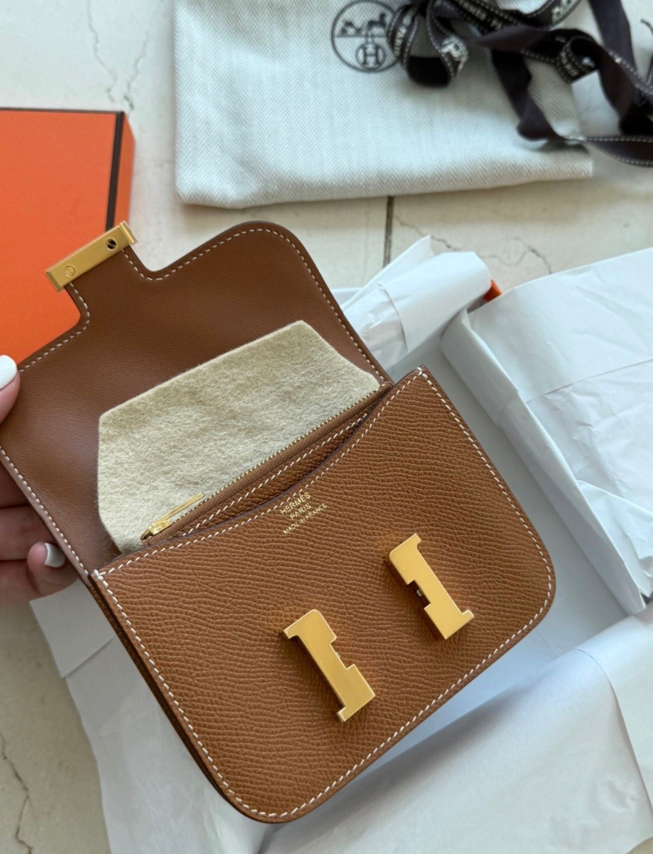 Hermès Constance Slim Wallet – Gold Epsom Leather Gold Hardware
