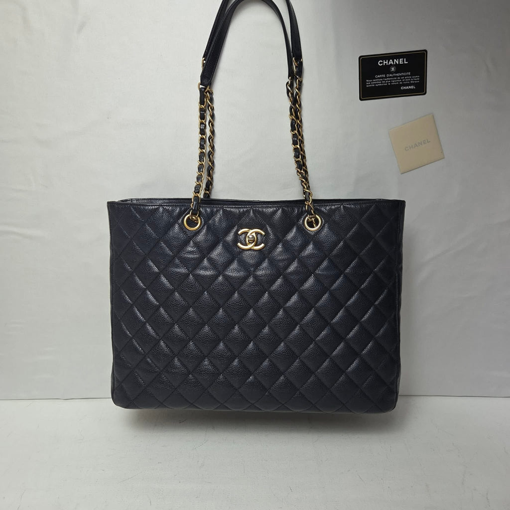 Chanel Caviar Quilted Classic
