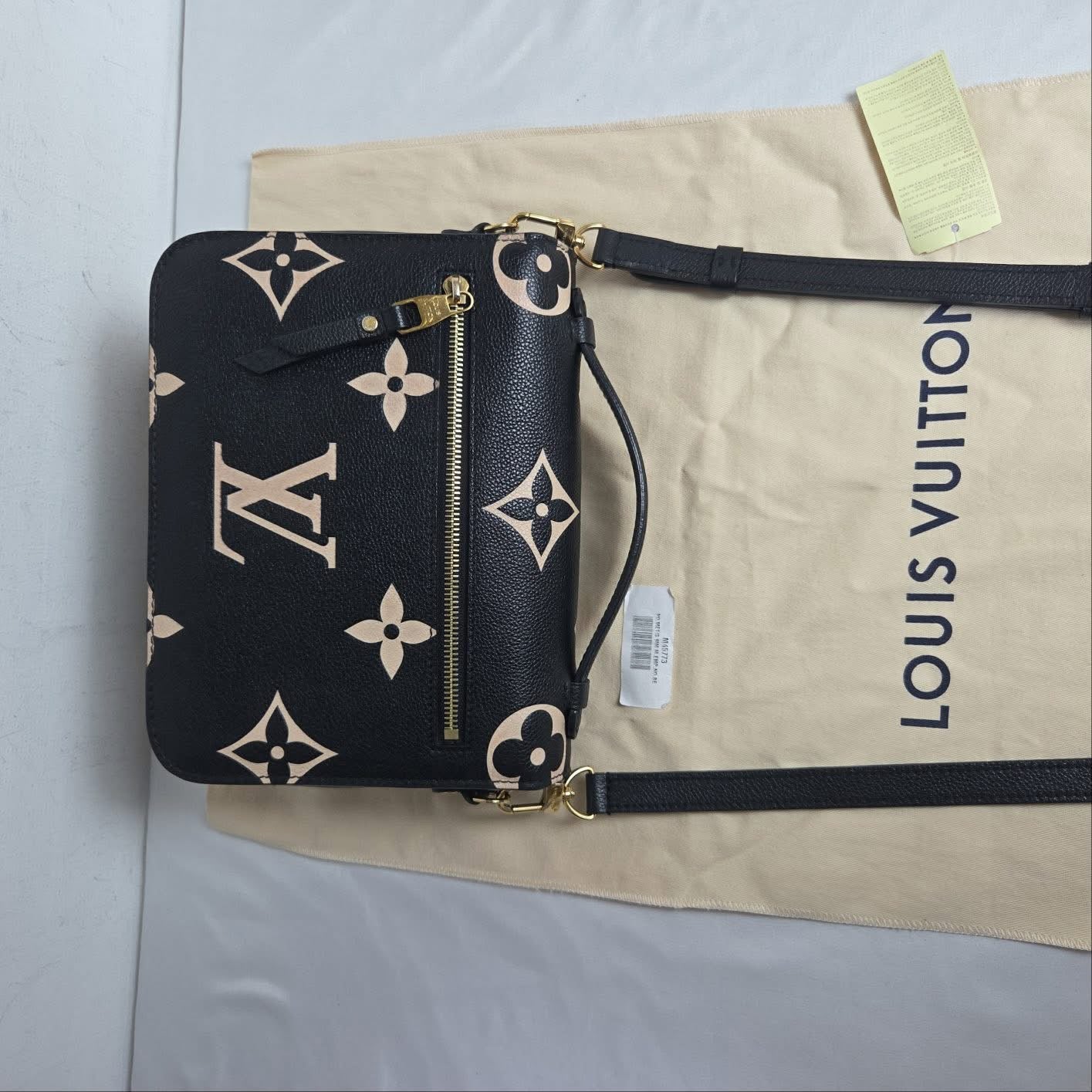 Louis Vuitton Pochette Métis Monogram Giant Empreinte Black Beige
