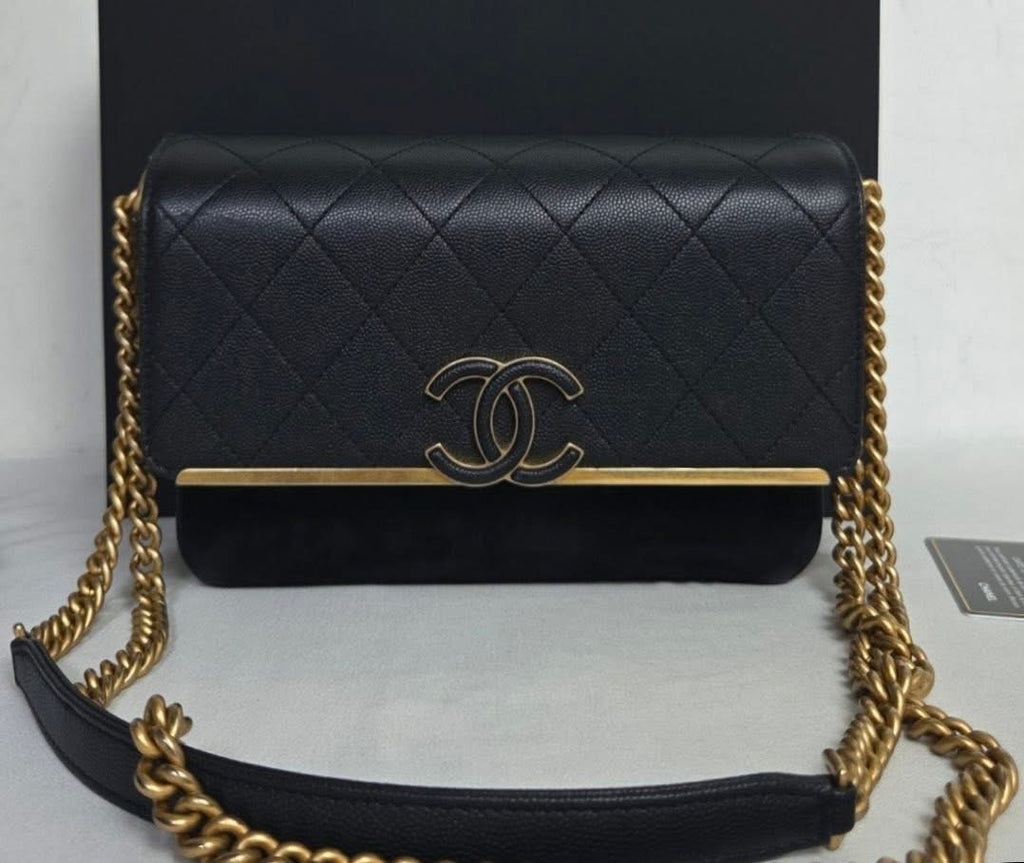 Chanel Caviar Flap Crossbody Black GHW Series 26
