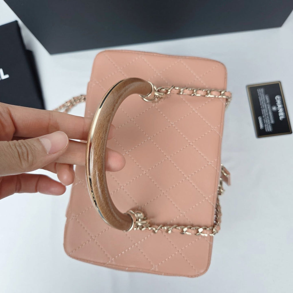 Chanel Chanel Cosmetic Vanity Medium Handle & Crossbody Beige Gold