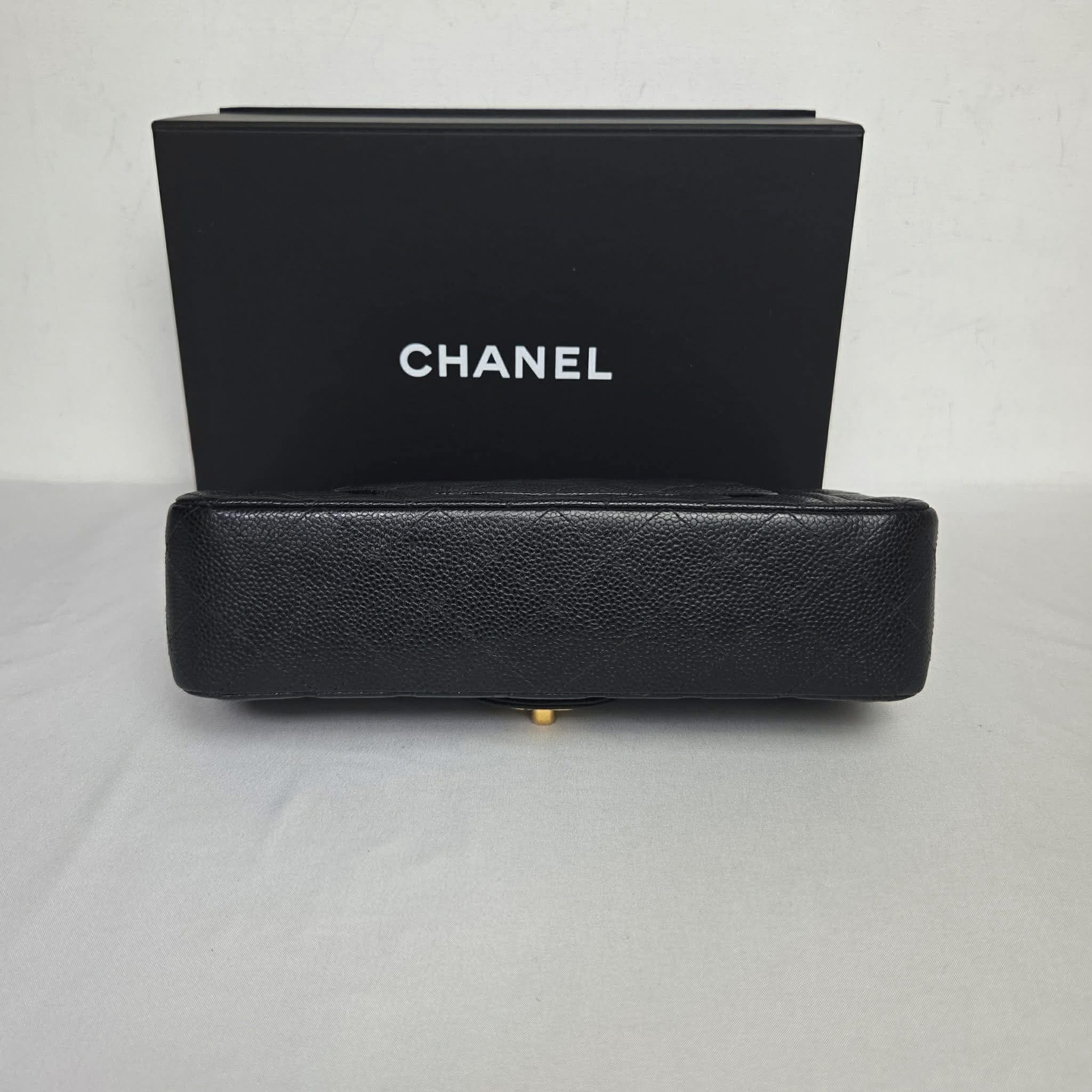 Chanel Classic Medium Black